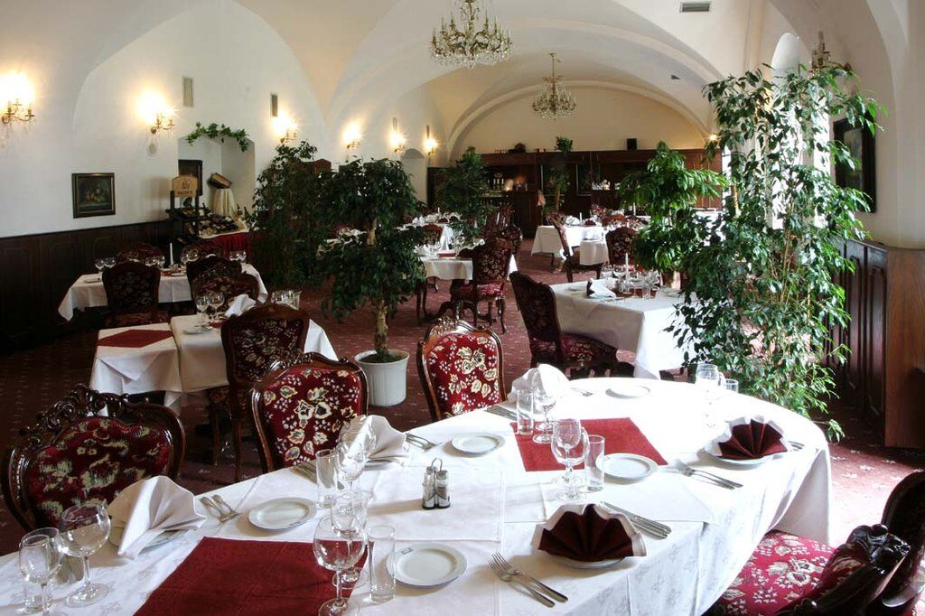 Hotel Stekl Hluboka nad Vltavou Exterior photo